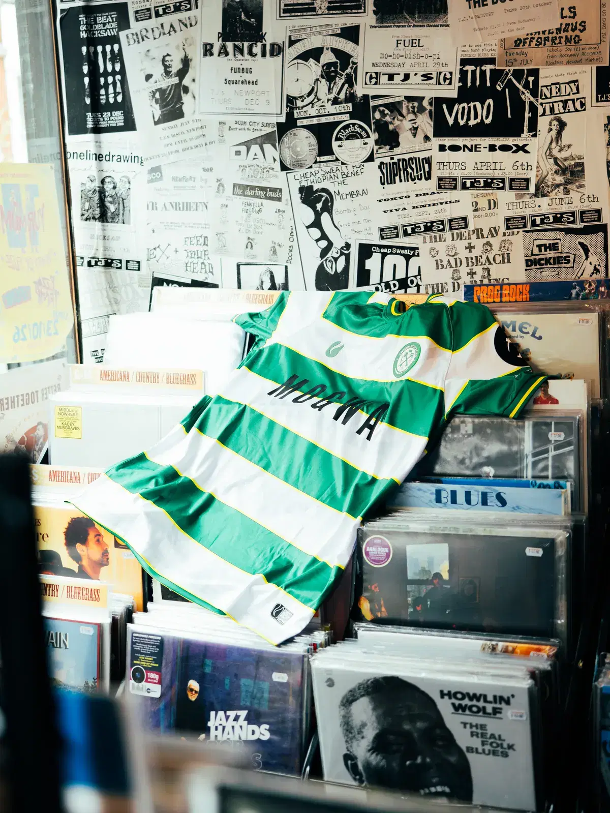 Cwmbran Celtic Men's Away shirt — Mogwai